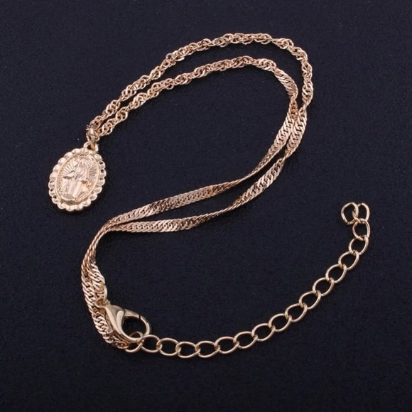 2 FOR 1! Lightweight Cross Religious Necklace Set - Picture 4 of 7